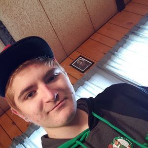 Meet your Posher, Coby